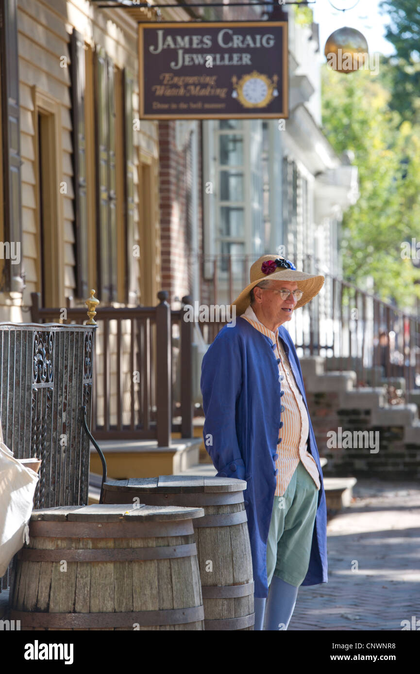 Historic residence and reenactor in Colonial Williamsburg, VA Stock