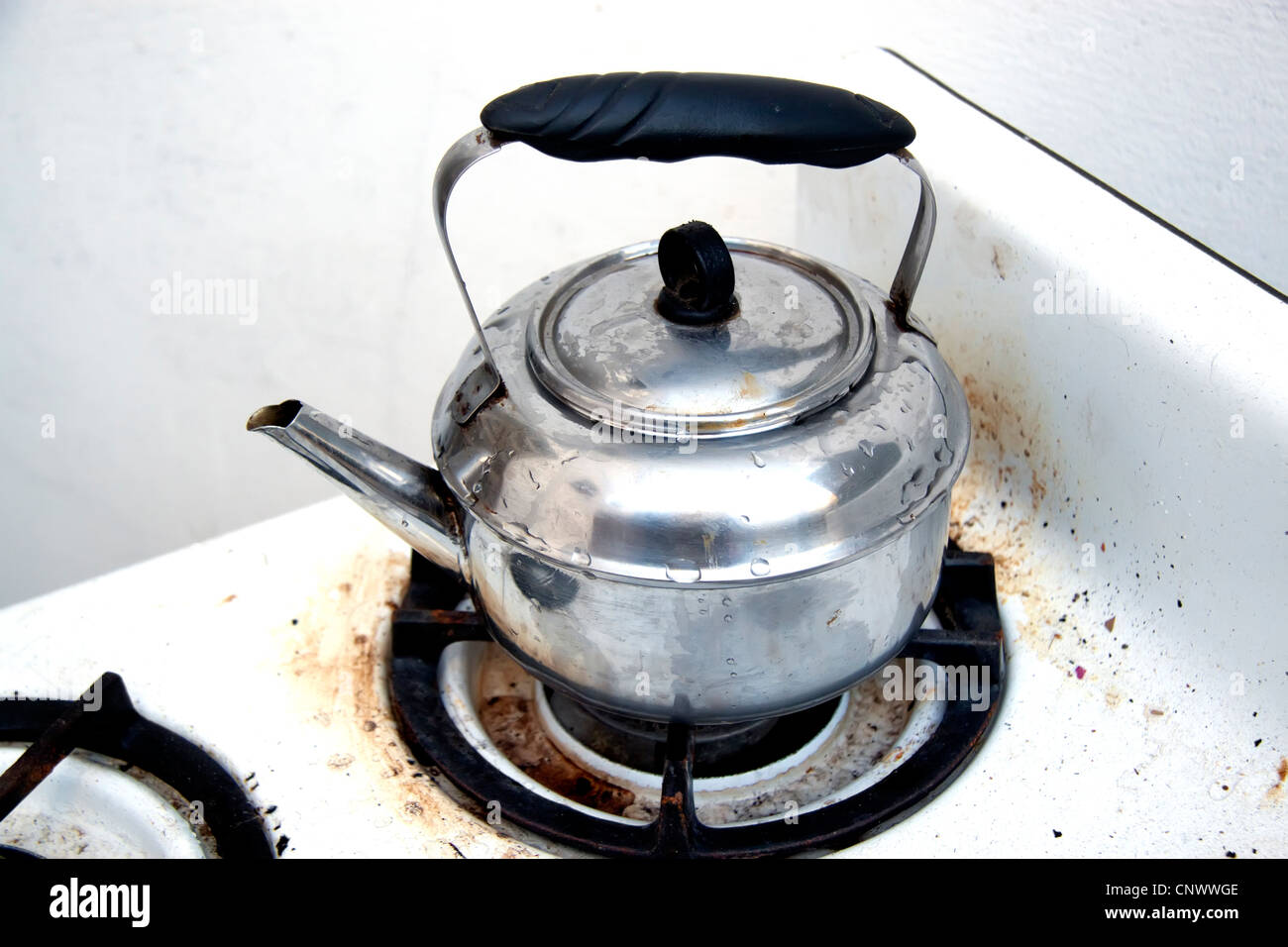 https://c8.alamy.com/comp/CNWWGE/hot-water-kettle-on-the-stove-CNWWGE.jpg