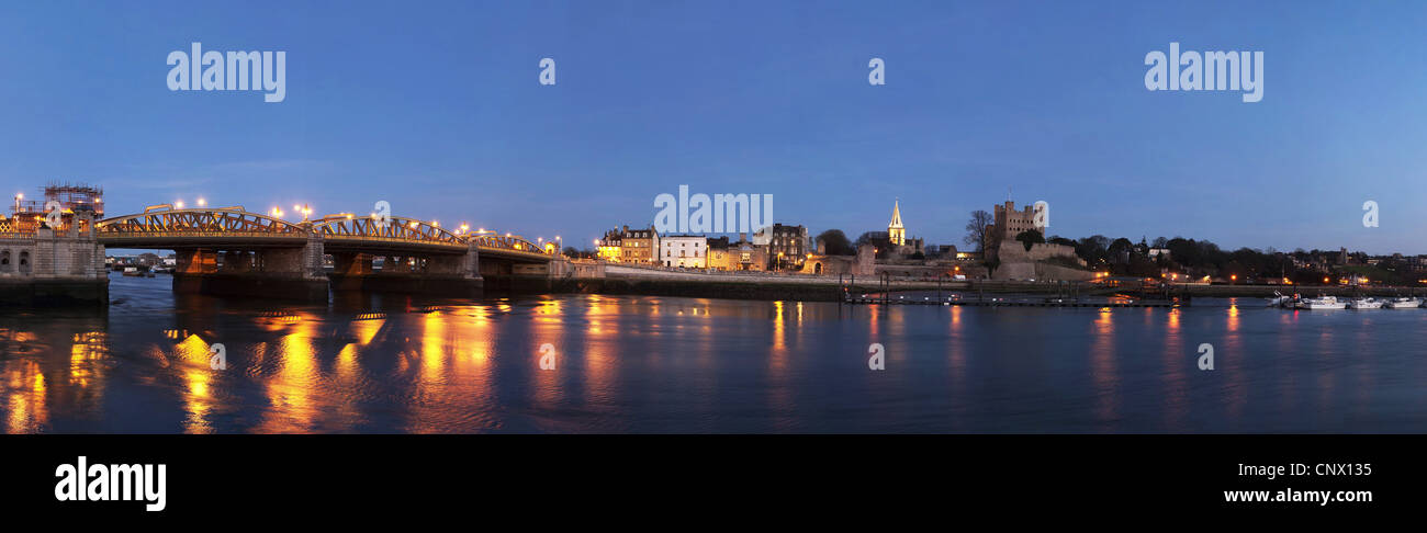 Rochester bridge at night, kent england on the river medway Stock Photo