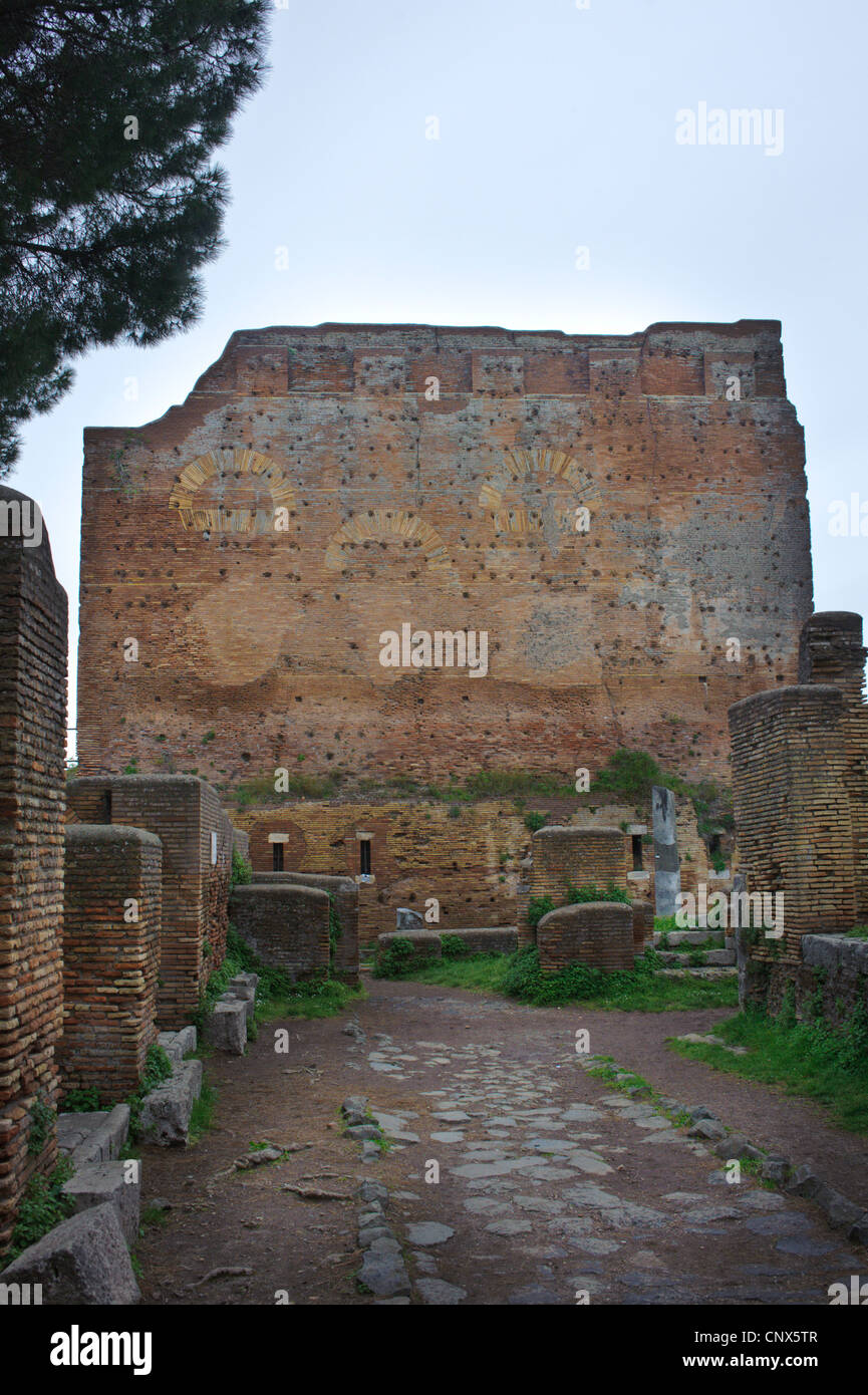 Ostia Antic ruins the old port of ancient Rome Stock Photo - Alamy