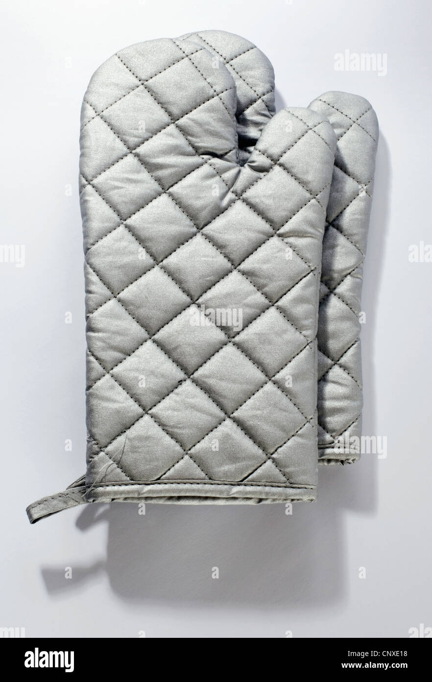 Two oven mitts Stock Photo Alamy