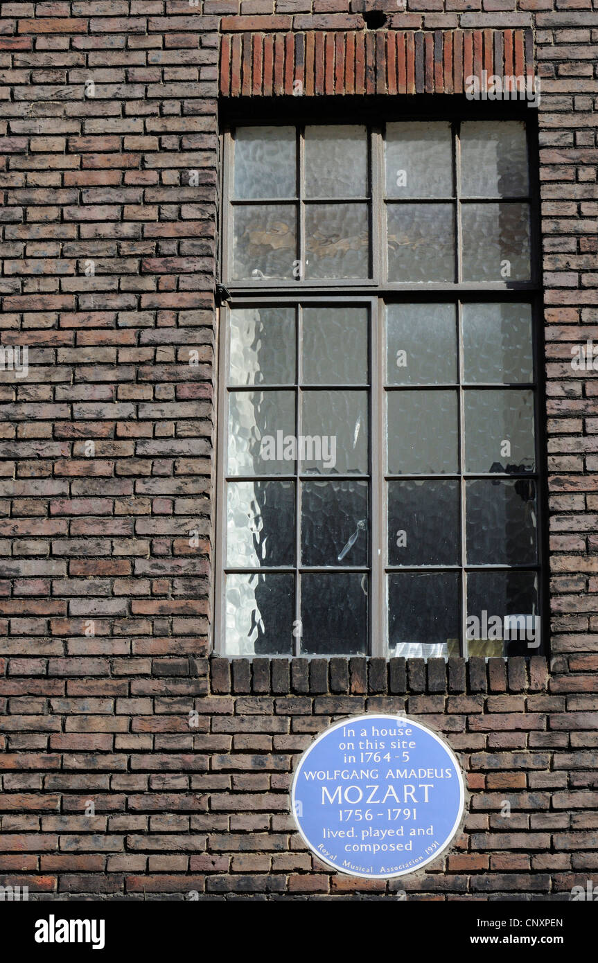 Location of where Mozart lived, played and composed in 17645 in Frith