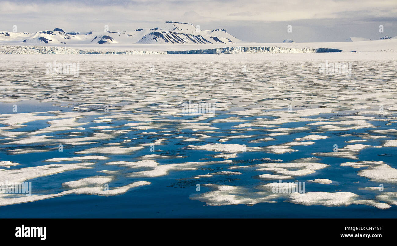 melting ice in the Arctic Ocean Southwest of Svalbard, Norway, Svalbard, Hornsund Stock Photo