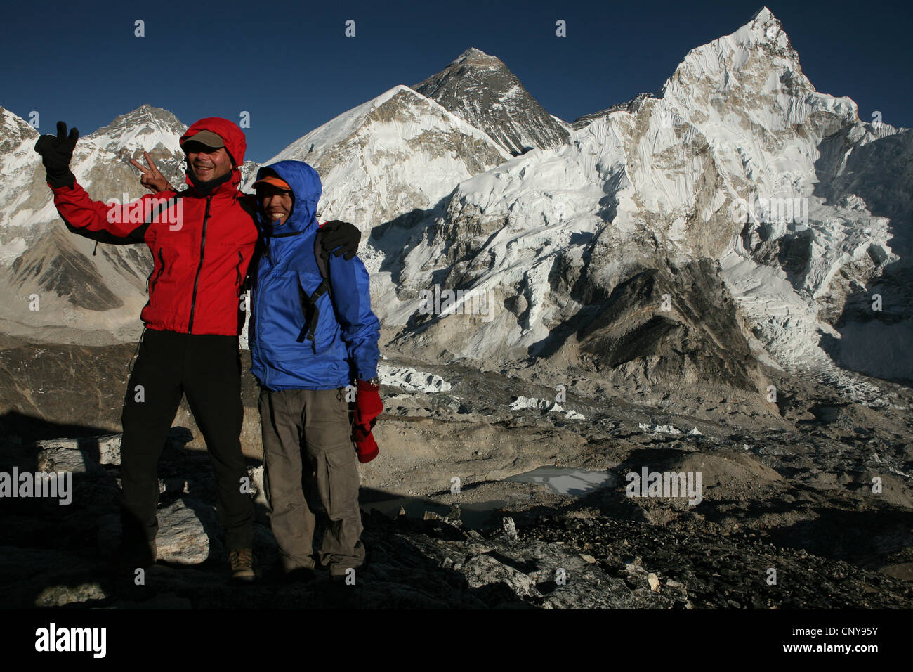 Mount everest summit people hi-res stock photography and images - Alamy