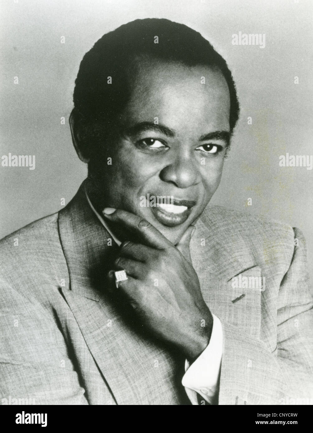 LOU RAWLS (1933-2006) Promotional photo of US singer about 1980 Stock Photo