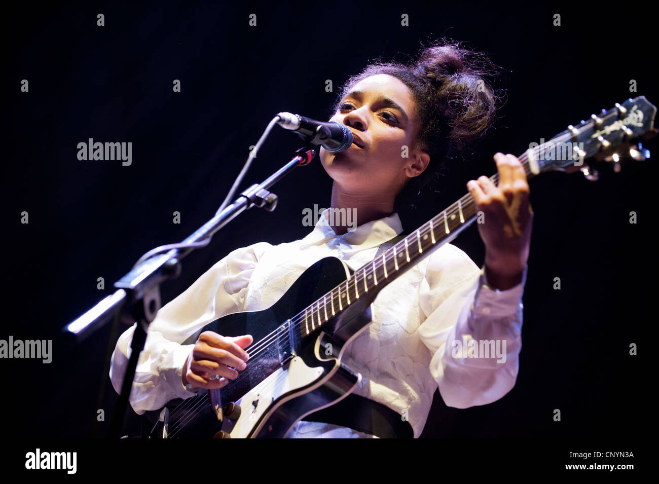 Singer-songwriter Lianne La Havas at Wolverhampton 17th April 2012 Stock Photo