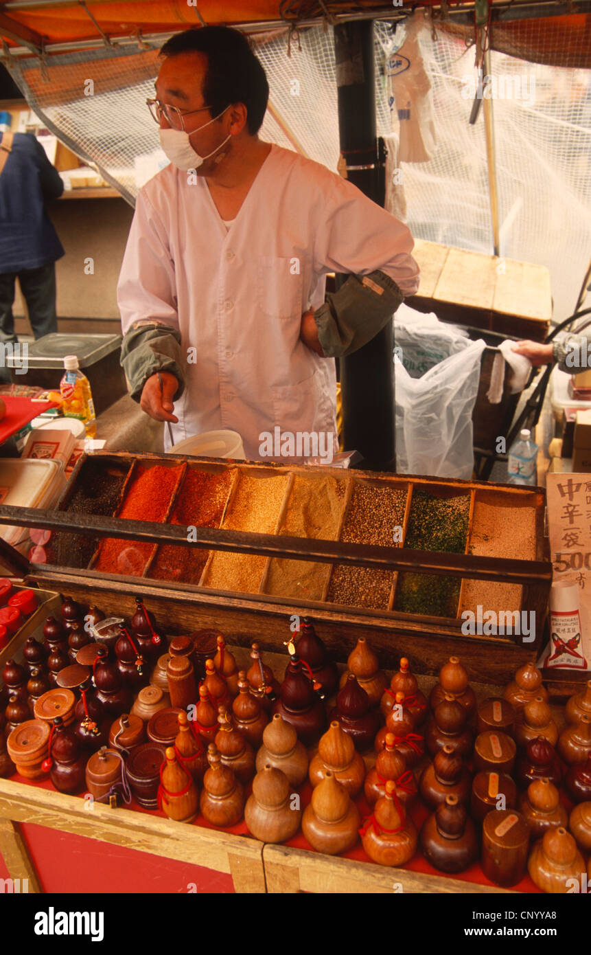 Japan, Tokyo, street market, spice vendor Stock Photo Alamy
