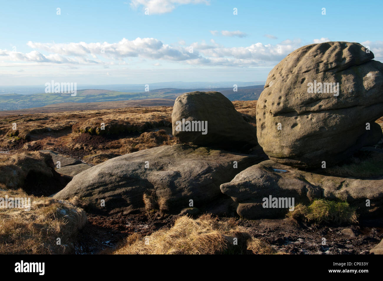 Millstone grit (a type of sandstone) rocks near Bleaklow Head, Peak District, Derbyshire, England, UK Stock Photo
