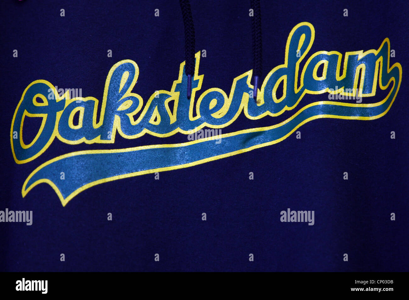 OAKSTERDAM LOGO T SHIRT OAKSTERDAM CANNABIS GIFT STORE 06 October 2011 Stock Photo