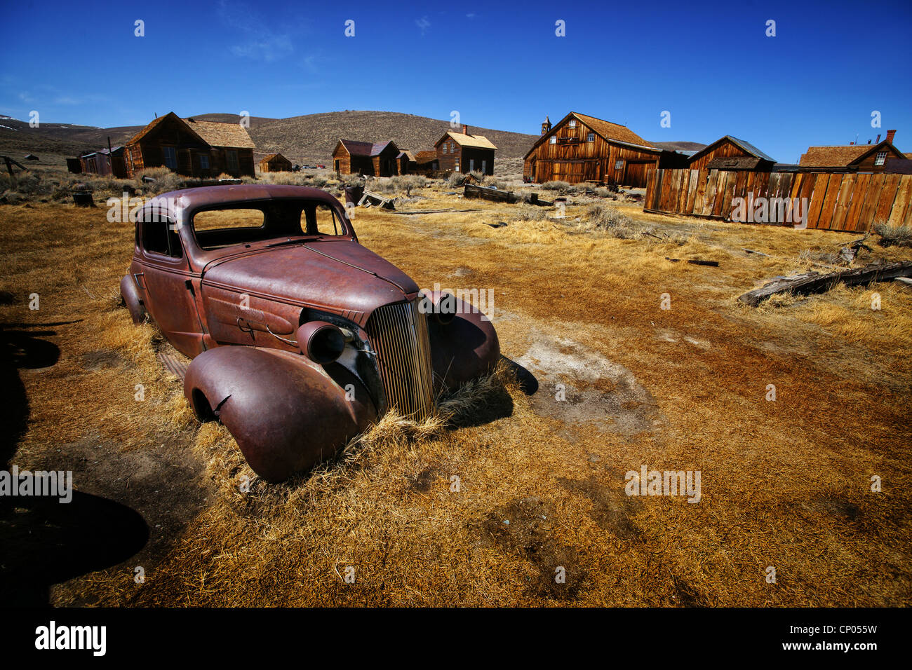 Car wreck usa hi-res stock photography and images - Alamy