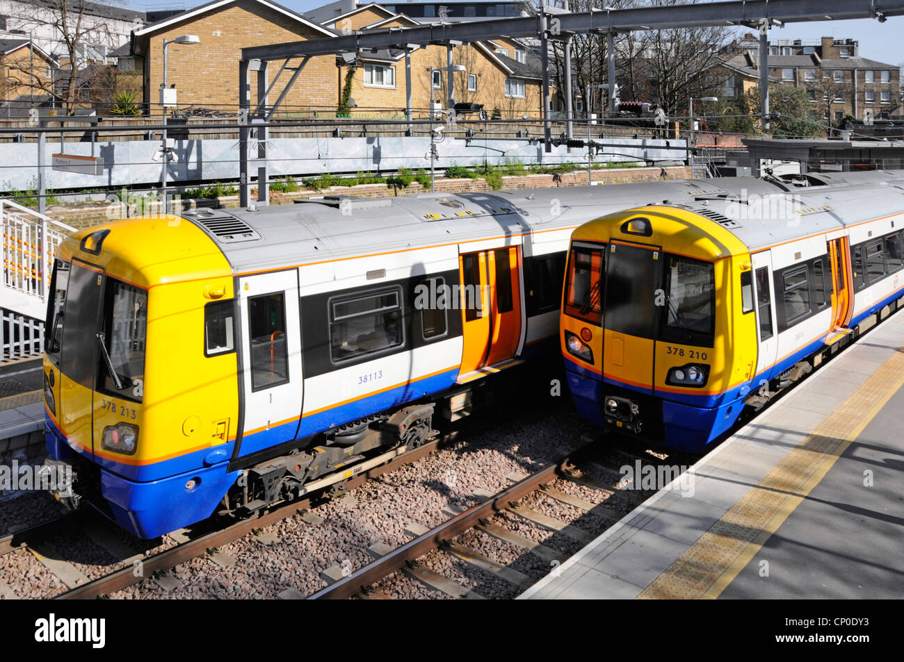 Highbury and Islington railway station platforms and two overground trains Stock Photo Alamy