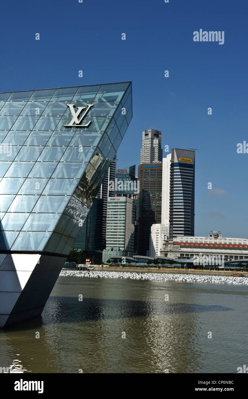 Louis vuitton building singapore hi-res stock photography and images - Alamy