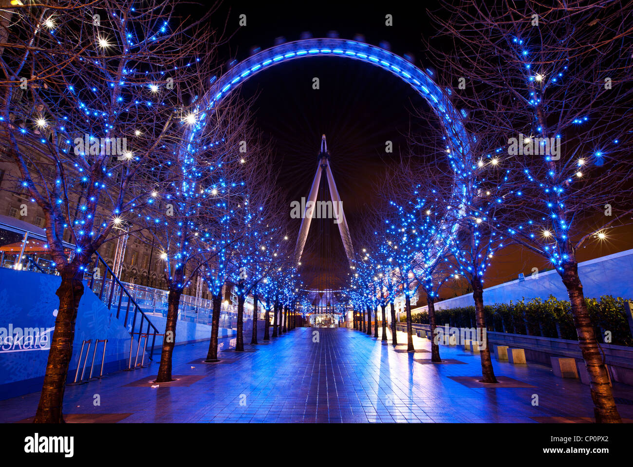 Sanselig ben Vågn op London Eye in Blue, Christmas 2011 Stock Photo - Alamy