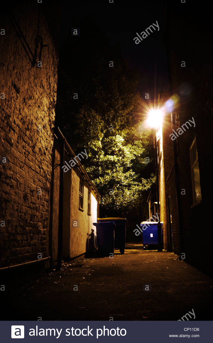 Dark Alley Uk High Resolution Stock Photography And Images Alamy Dark Alley Uk High Resolution Stock Photography And Images Alamy