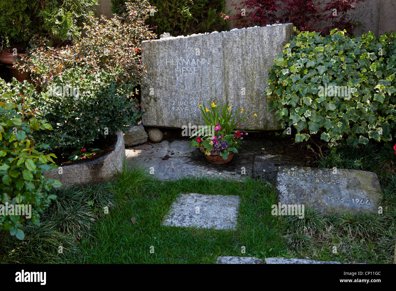 Grab von Hermann Hesse, Gentilino, Montagnola, Tessin, Schweiz Stock Photo