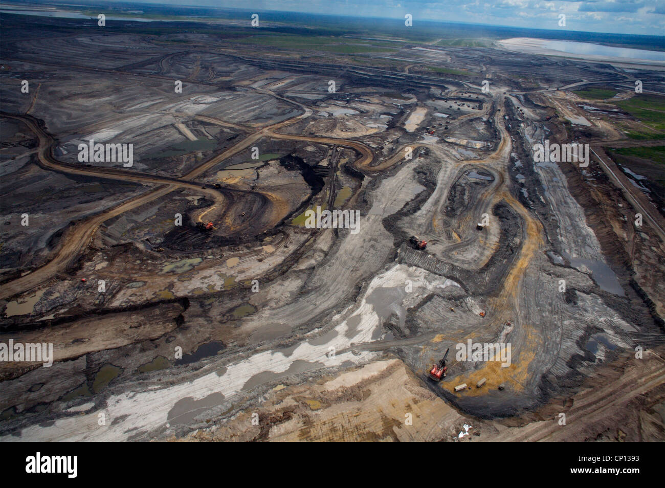 Suncor tar sands mine, Athabasca tar sands, Fort McMurray, Alberta, Canada. © Paul Miles Stock Photo