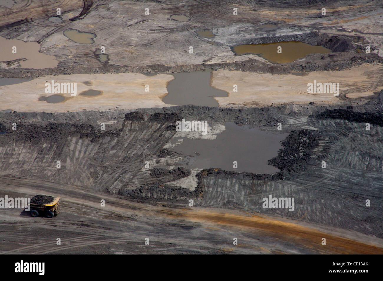 Suncor tar sands mine, Athabasca tar sands, Fort McMurray, Alberta, Canada.©Paul Miles Stock Photo