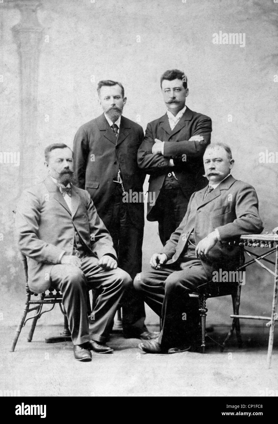 Group of 7 European CDV photos of men, 19th century Group of 7 European CDV photos of men, 19th century