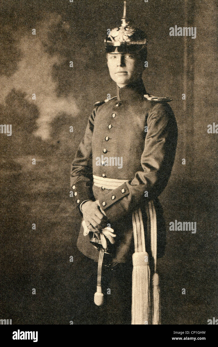 Josias, 13.5.1896 - 30.11.1967, Prince of Waldeck-Pyrmont, half length, 1914, , Stock Photo