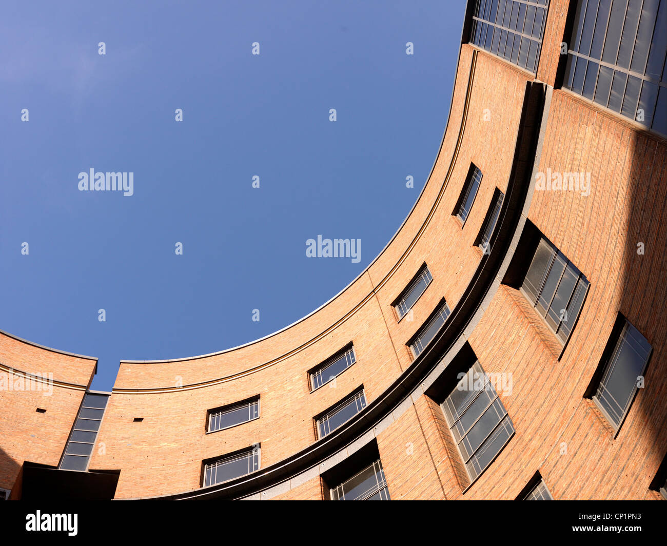 Commercial building building hi-res stock photography and images - Alamy