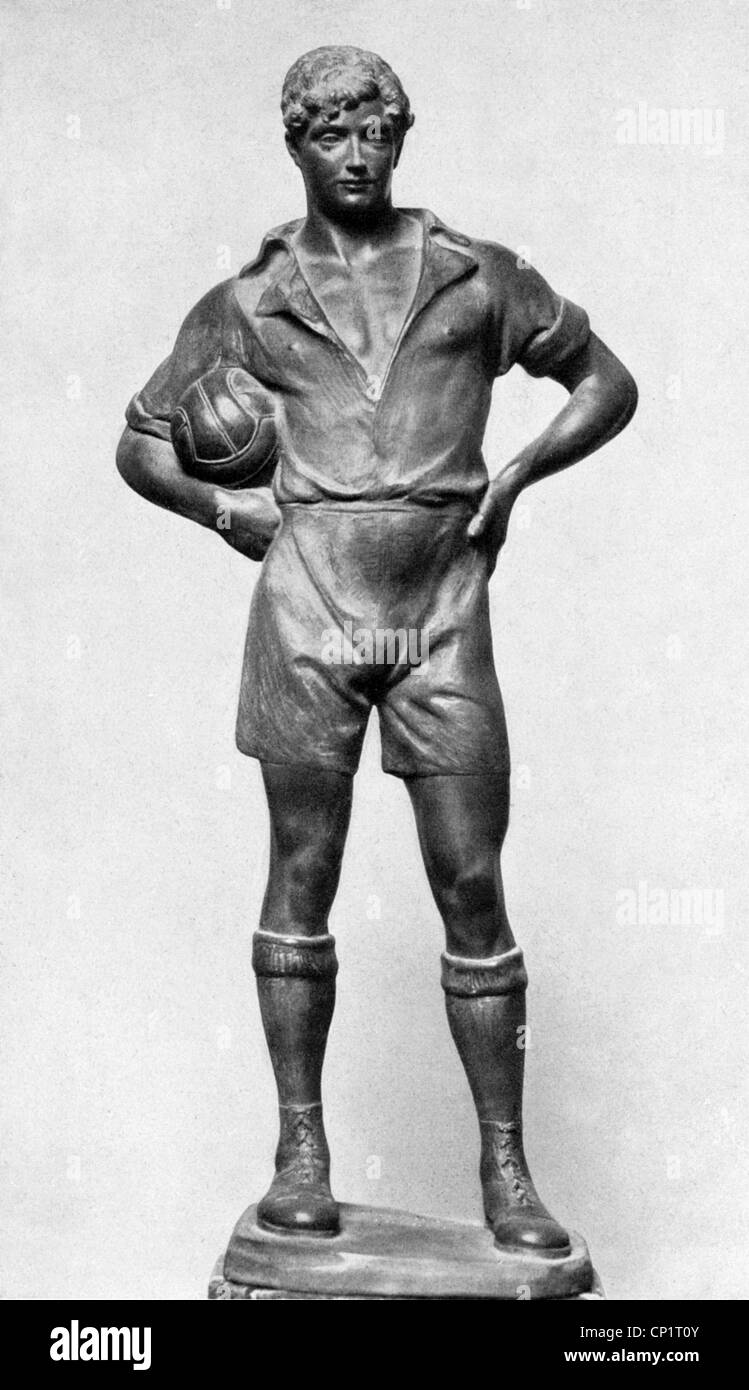 sports, football, Germany, fine arts, football player, sculpture by Rudolf Marcuse, great art exhibition, Berlin, 1921, Additional-Rights-Clearences-Not Available Stock Photo