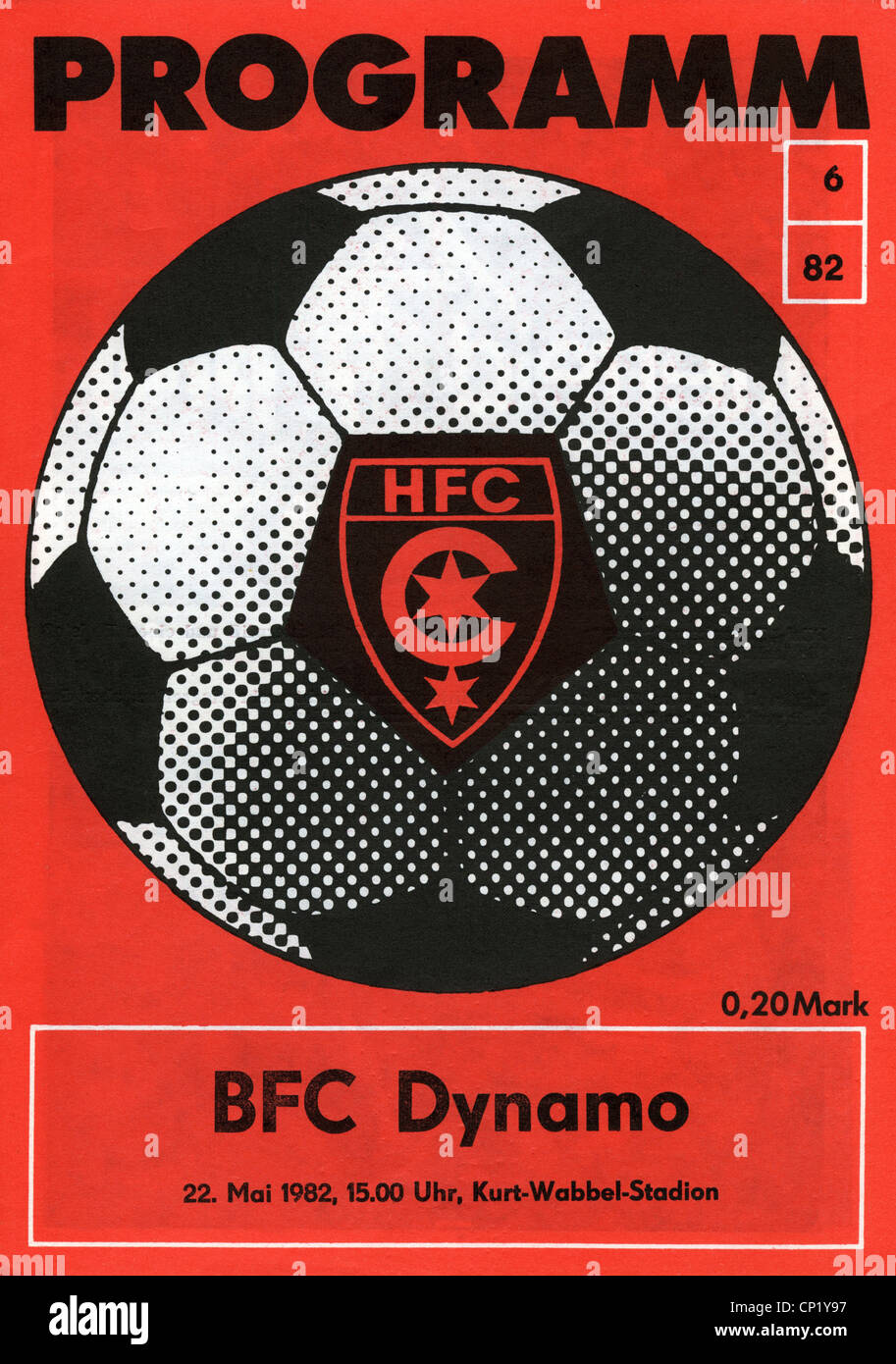 sports, football, football league championship of the GDR 1981/82, Football Club Hallescher FC Dynamo vs. Berlin Football Club Dynamo, playbill number 6, title, East-Germany, 22.5.1982, championship, championships, club emblem, logo, logos, emblems, sports club, sports clubs, football club, football clubs, HFC, BFC, dynamo, dynamos, number, numbers, East-Germany, East Germany, GDR, DDR, 1970s, 70s, 20th century, historic, historical, 1980s, Additional-Rights-Clearences-Not Available Stock Photo