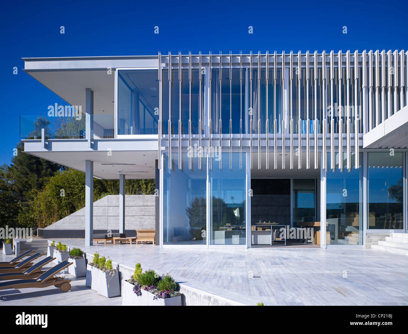 Modern detached house, West Hollywood, California. Exterior terrace with planters Stock Photo