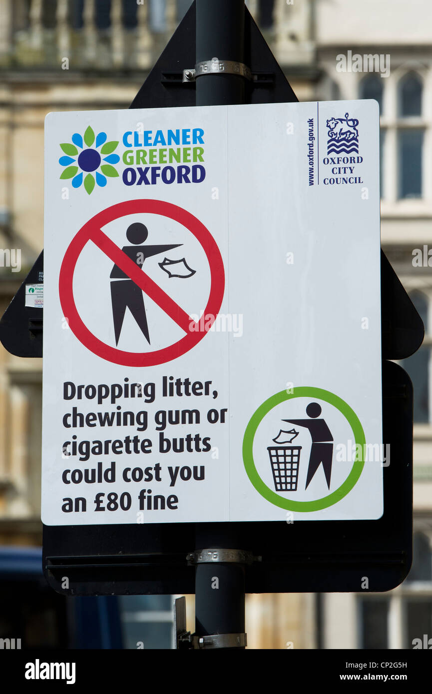Cleaner greener Oxford litter warning sign. Oxford, Oxfordshire, England Stock Photo