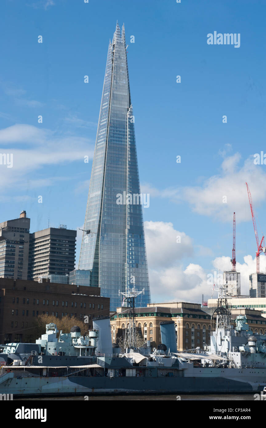 Uk tallest free standing structure hires stock photography and images