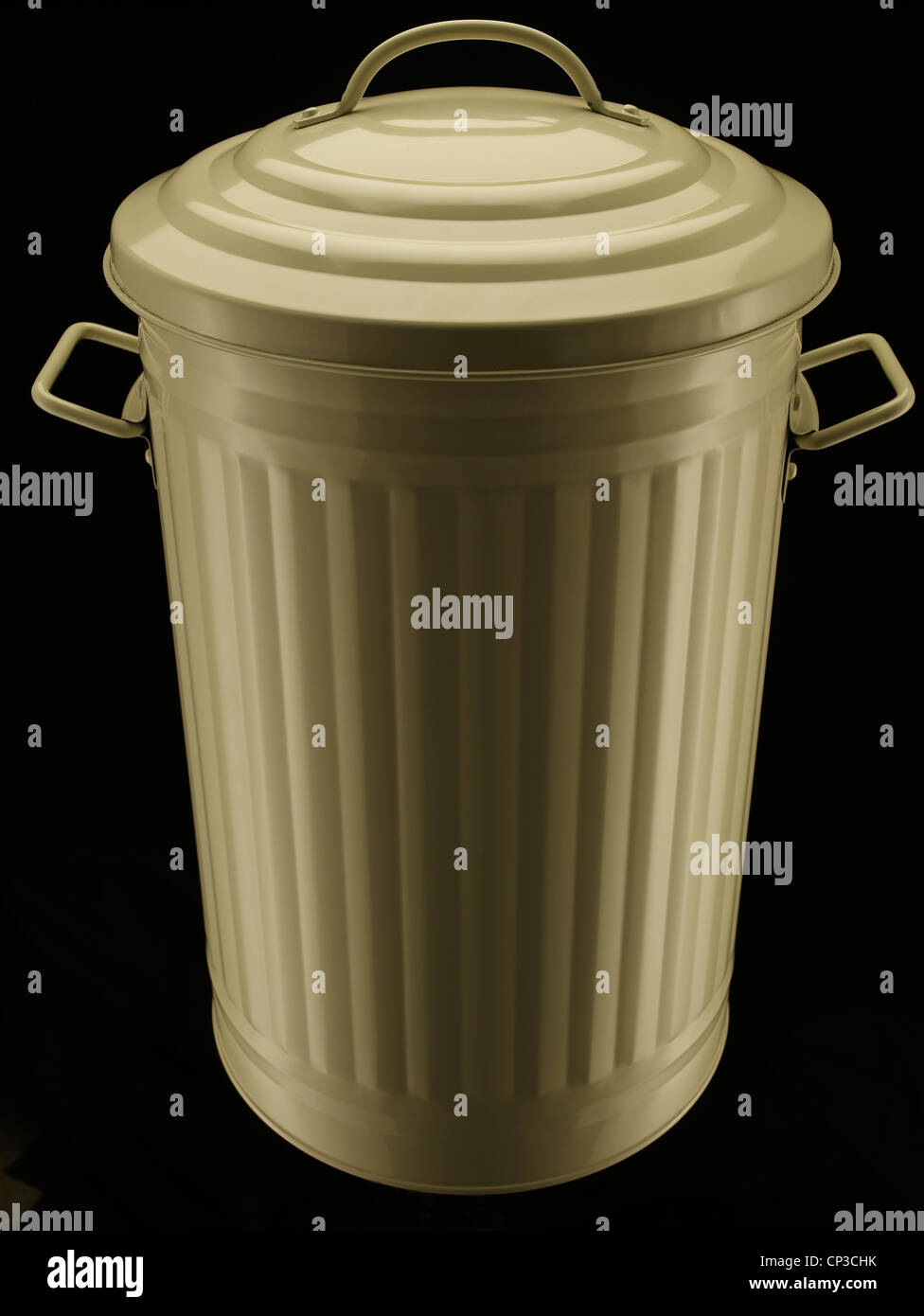 metal dustbin trash can Stock Photo Alamy