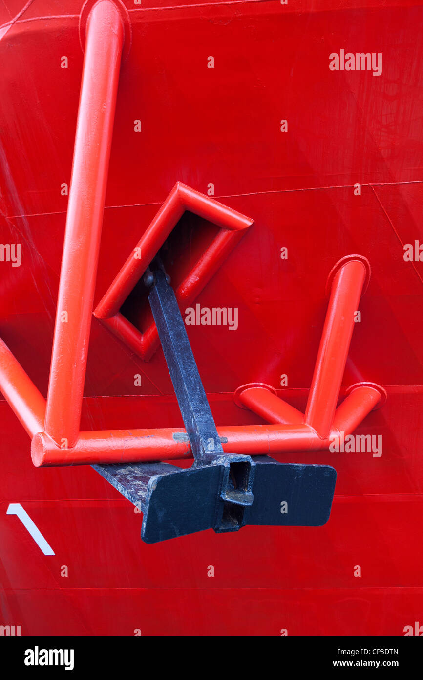 Stowed anchor hi-res stock photography and images - Alamy