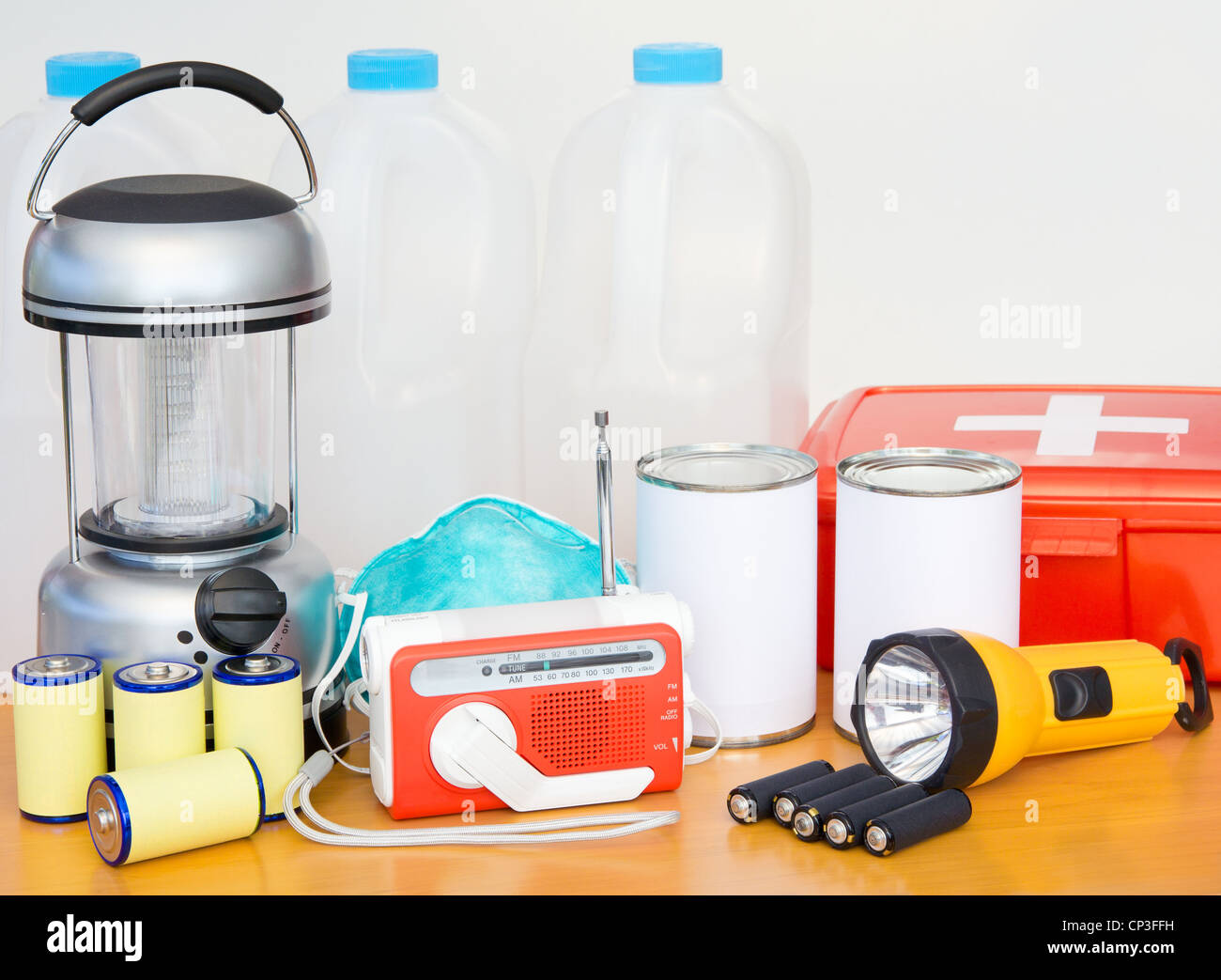 Emergency kit hires stock photography and images Alamy