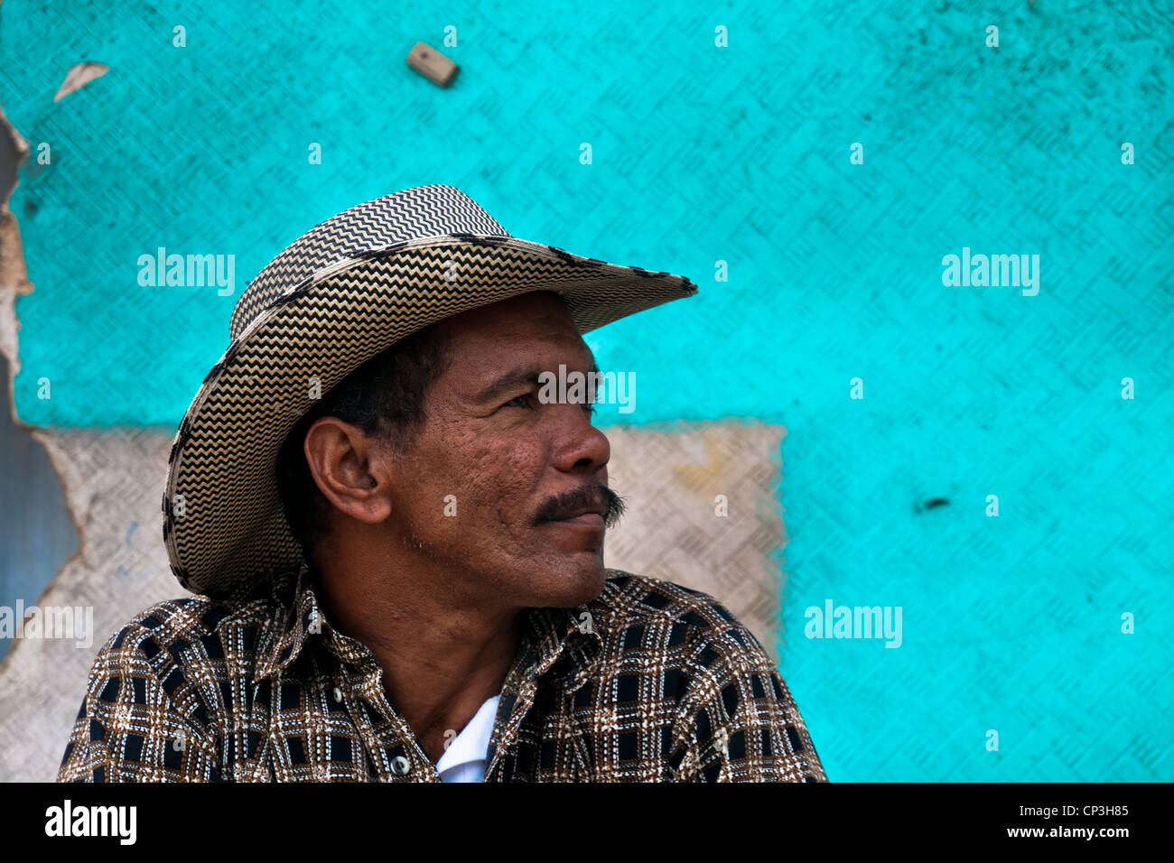 Colombian slum hi-res stock photography and images - Page 2 - Alamy