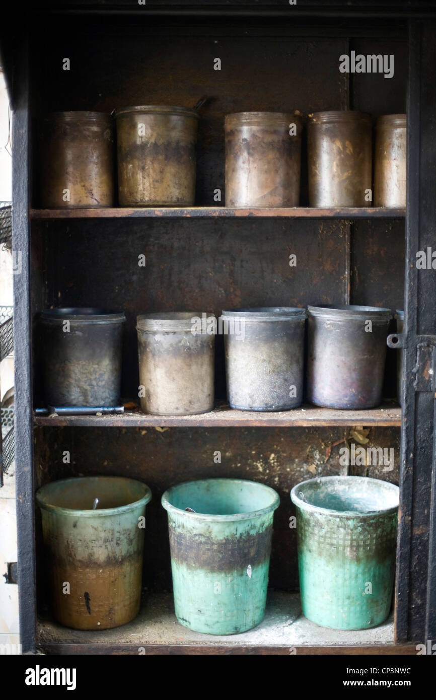 Pots of spice at Babu Shahi Bawarchi, New Delhi, India Stock Photo