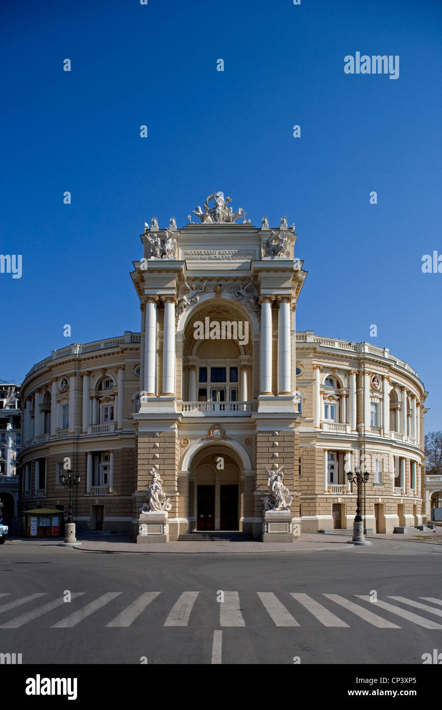 Ukraine - Odessa. The Opera House (designed by the Viennese architects Ferdinand Fellner and Hermann Gottlieb Helmer, 1884-87) Stock Photo