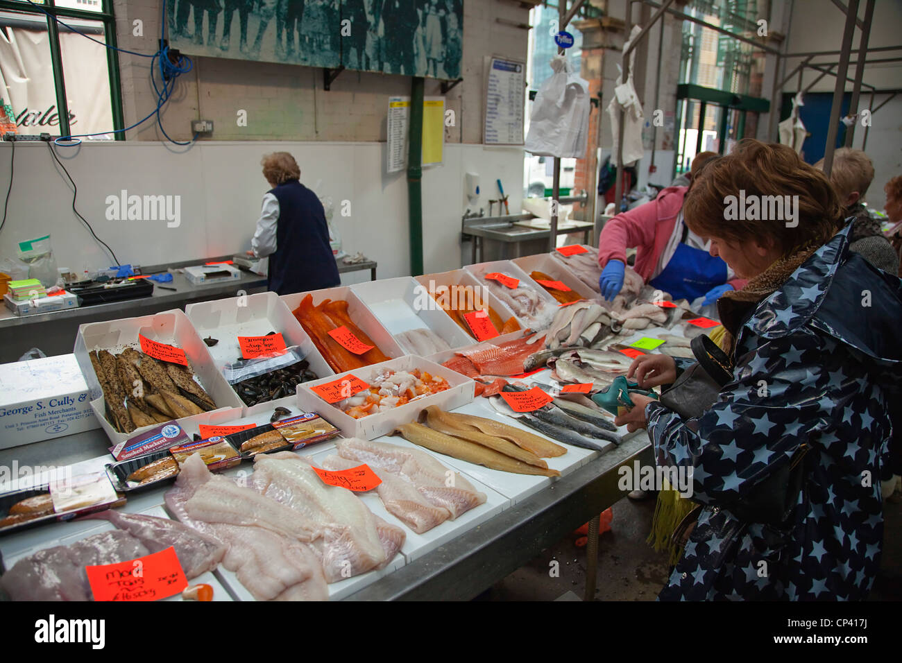 Ireland, North, Belfast, St Market, fresh fish display Stock Photo Alamy