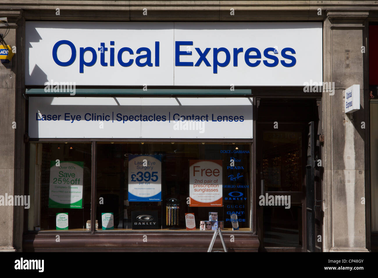 Optical express hires stock photography and images Alamy