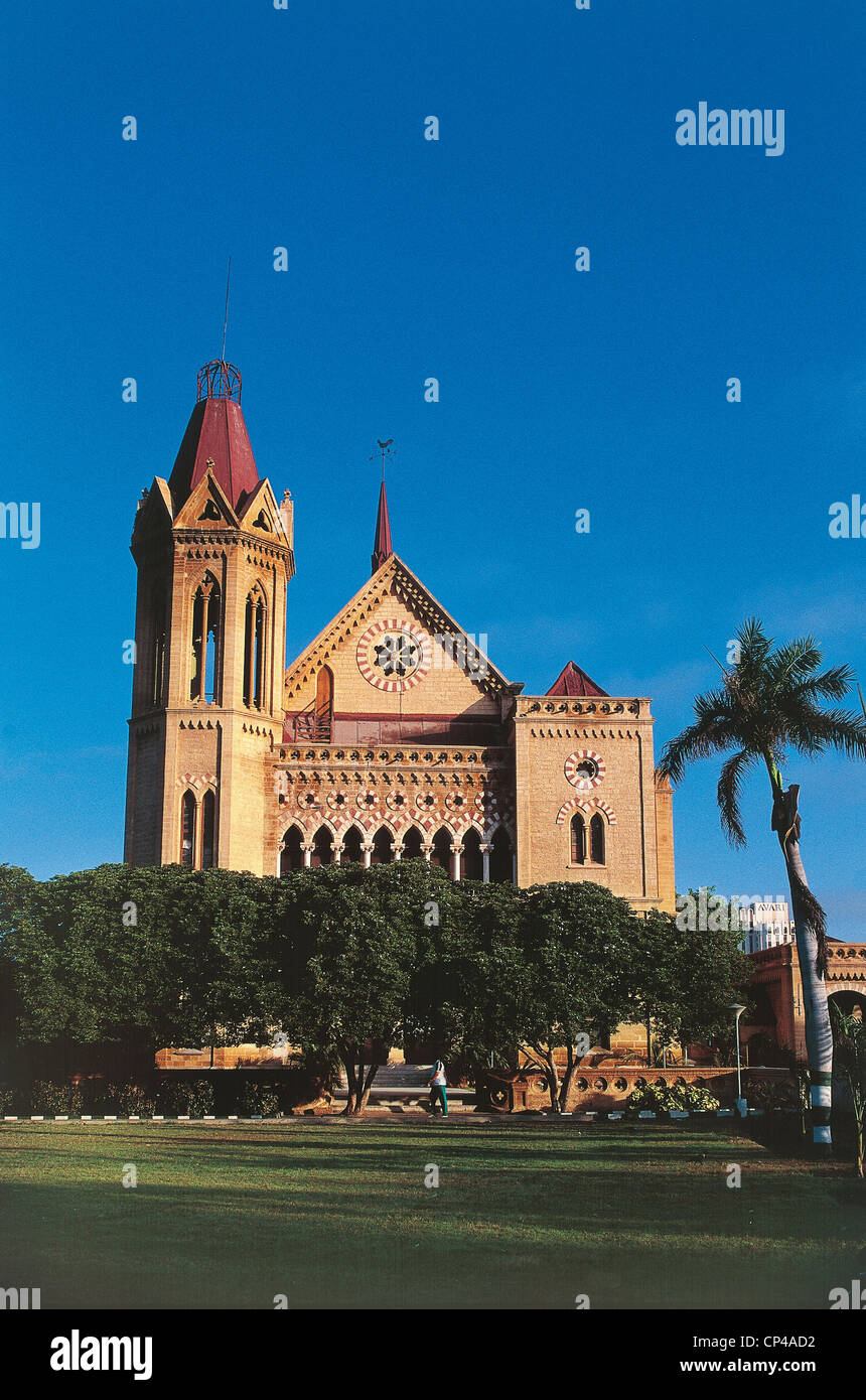 Pakistan Karachi. Jinnah Gardens. The Frere Hall Stock Photo Alamy