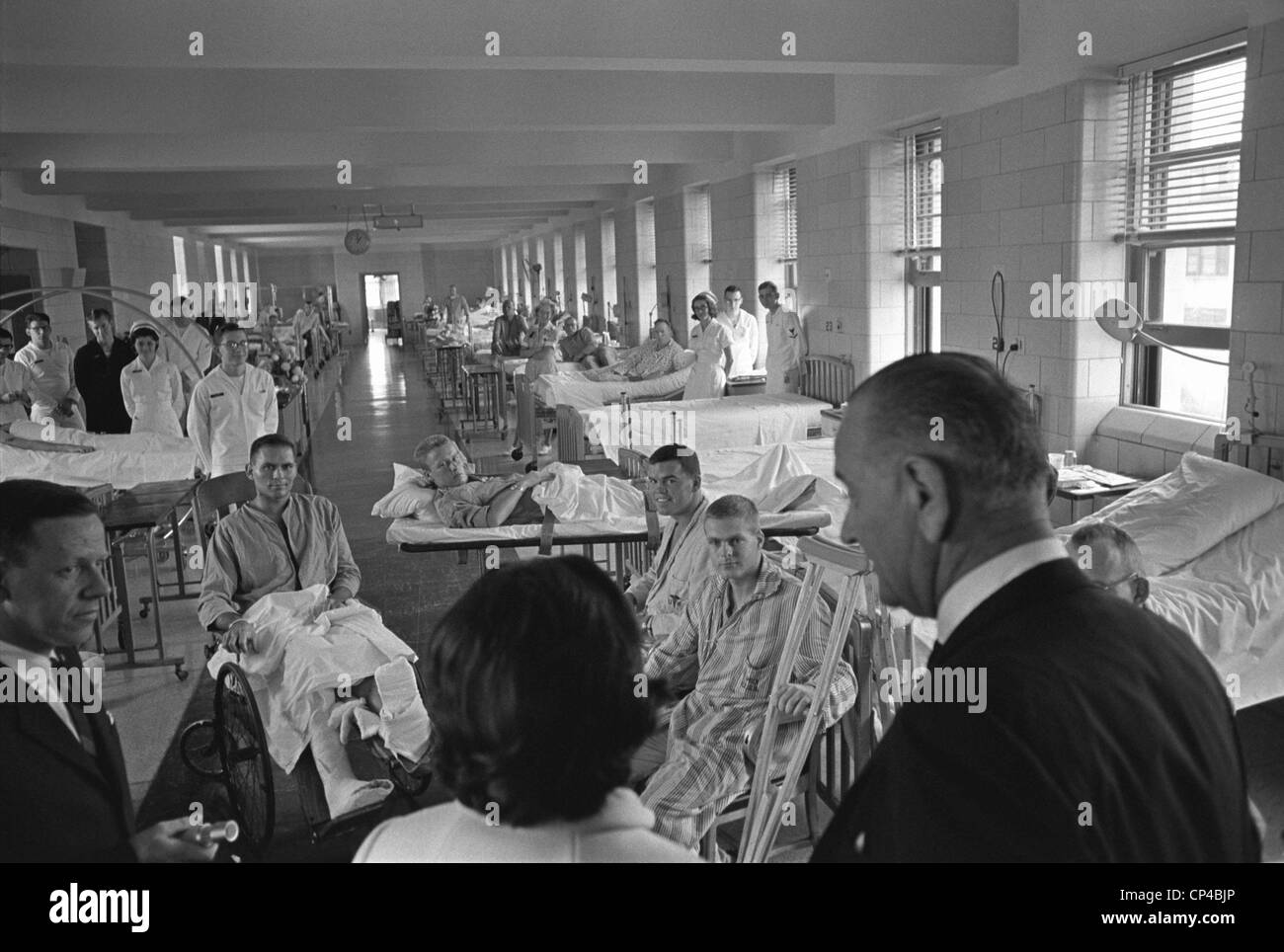 Wounded Vietnam Veterans. President and Lady Bird Lyndon Johnson visits injured servicemen returned from Vietnam at National Stock Photo