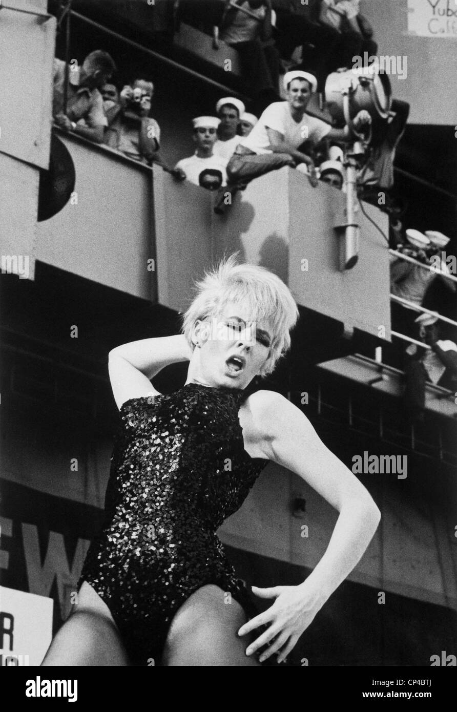 Joey heatherton hi-res stock photography and images - Alamy