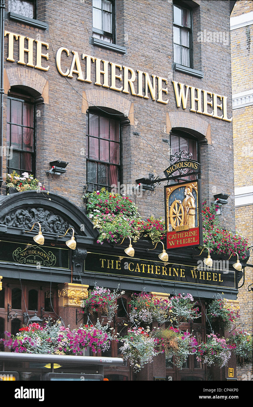 United Kingdom, London. Kensington, Church Street Stock Photo Alamy