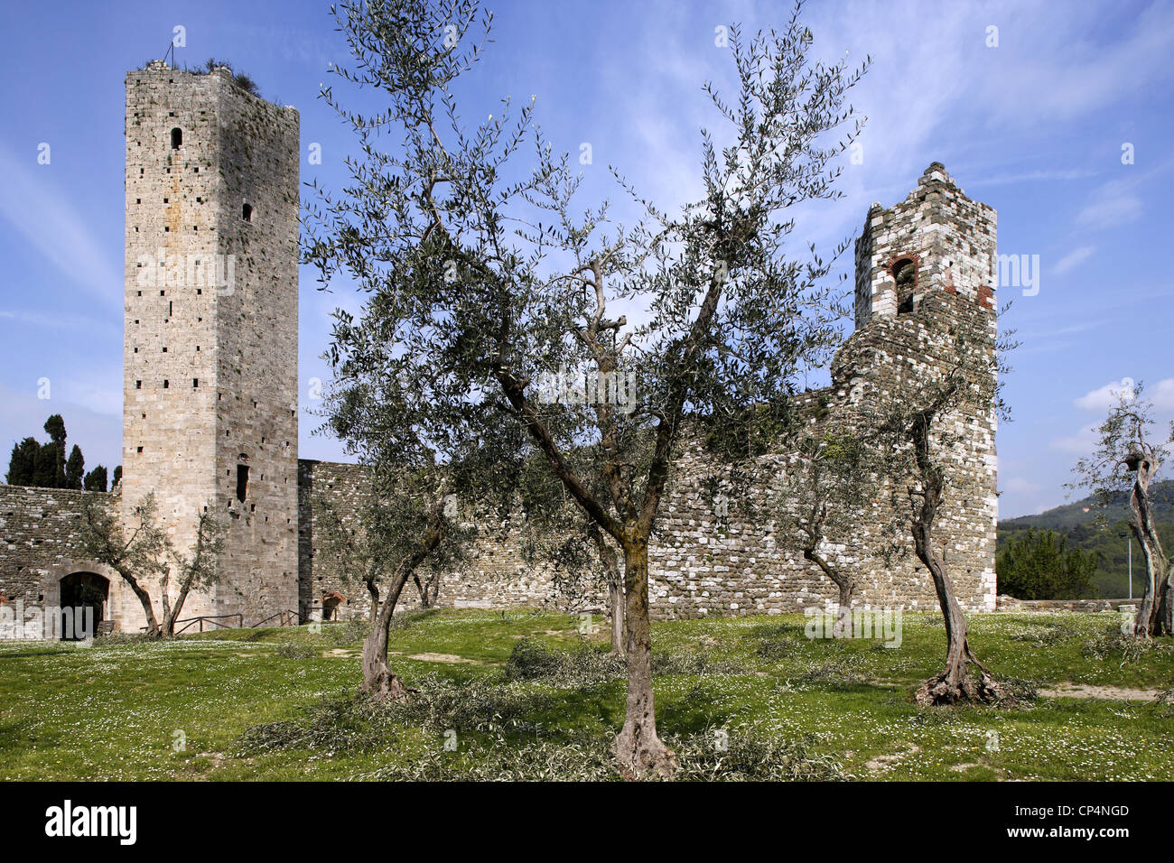 The new fortress with the hexagonal tower, 14th century. Serravalle Pistoiese, Pistoia Province, Tuscany Region, Italy. Stock Photo