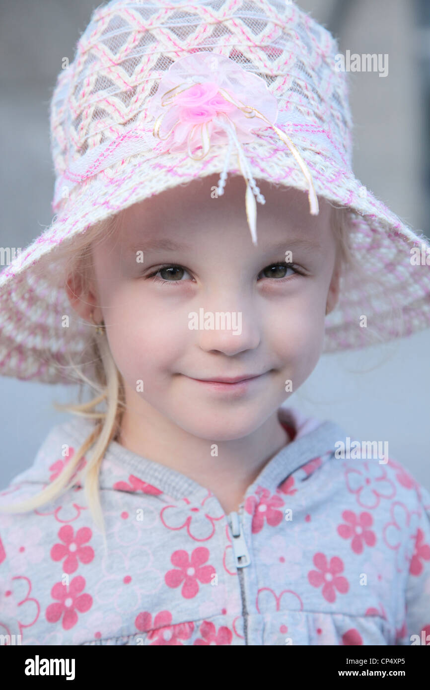 Portrait of little girl Stock Photo - Alamy