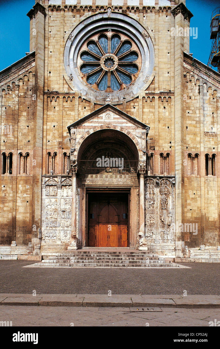 Church Of San Zeno Verona Portal Stock Photo Alamy