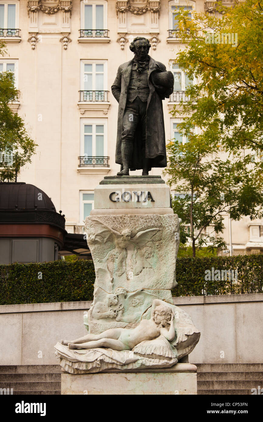 Spain, Madrid, Paseo del Prado Area, Museo del Prado museum, statue of the painter Francisco Goya Stock Photo