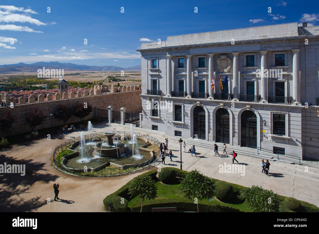 Spain, Castilla y Leon Region, Avila Province, Avila, Plaza Adolfo Suarez, elevated view of