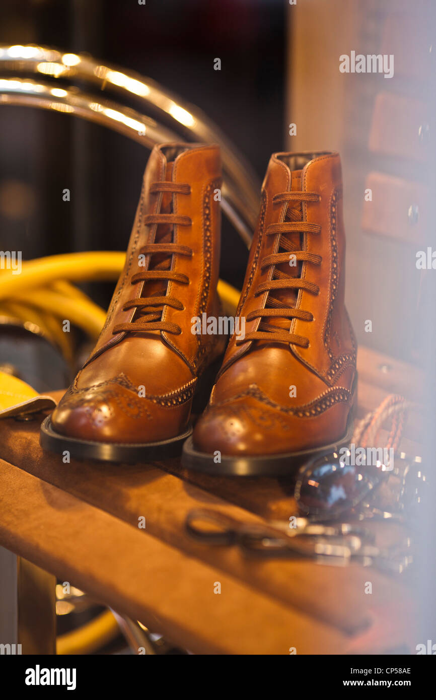 Tods shop hi-res stock photography and images - Alamy