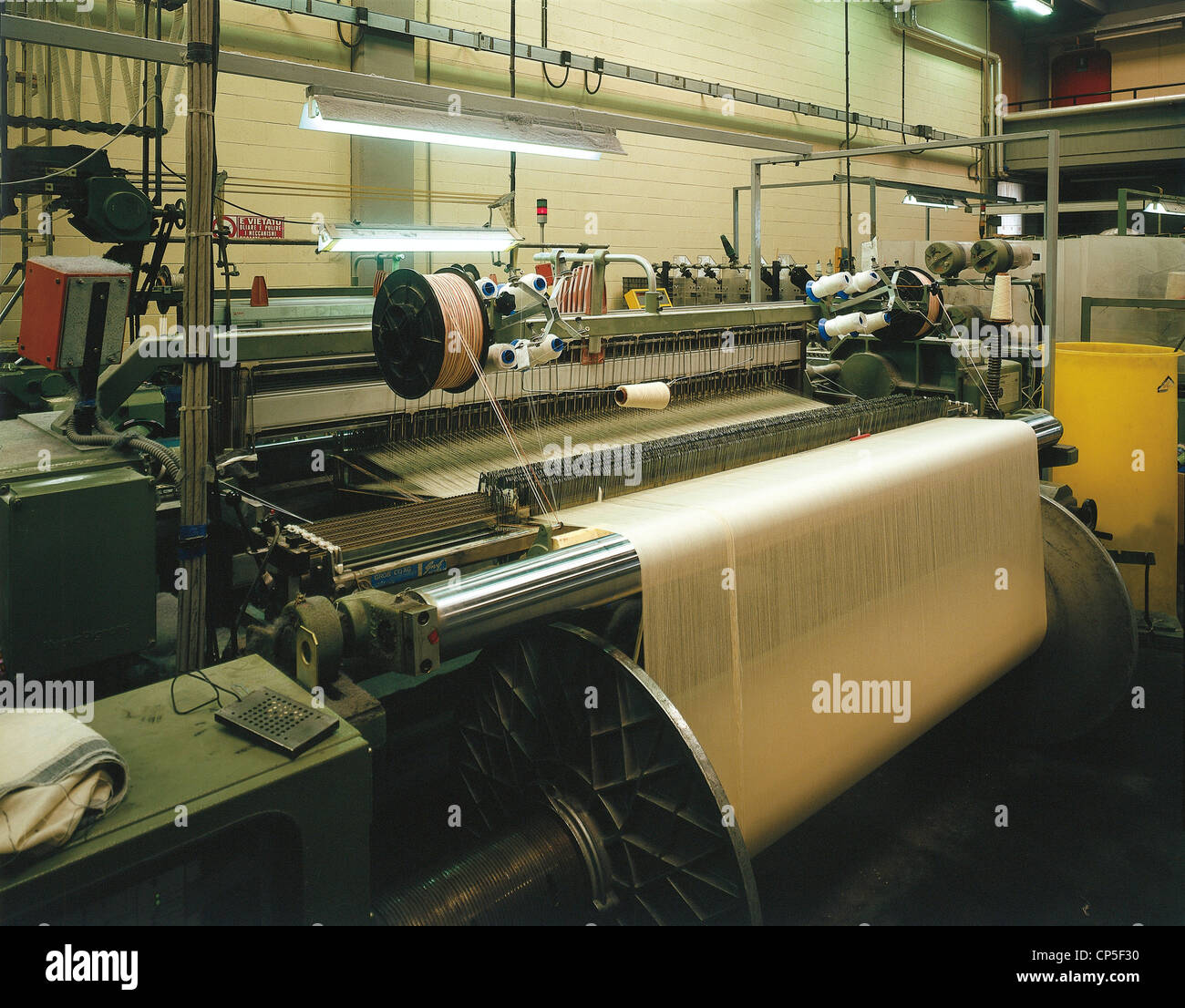 PIEDMONT INSTITUTE BIELLA tecnotex WEAVING DEPARTMENT Stock Photo Alamy