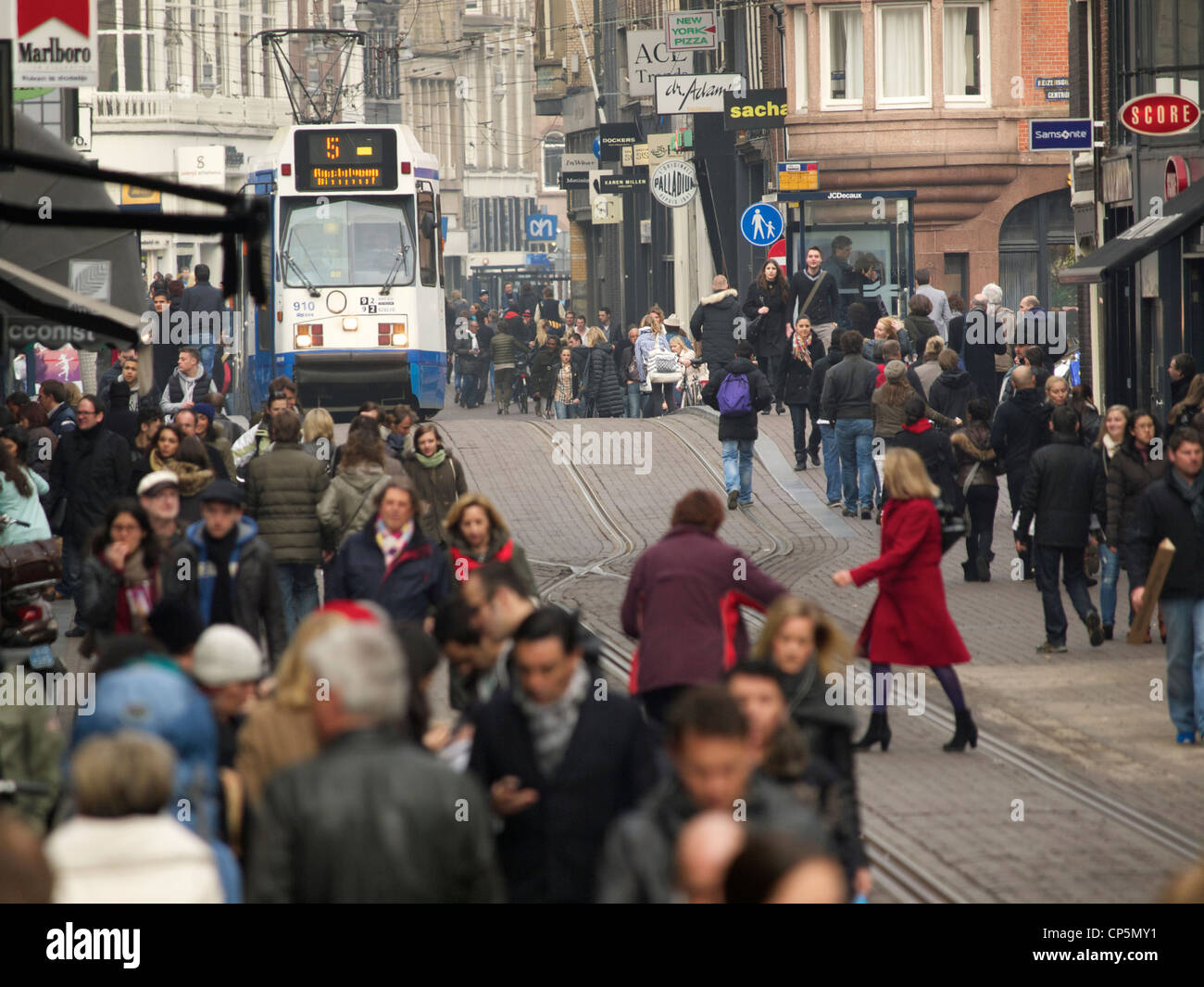 Shopping crowds in the Leidsestraat in Amsterdam, the Netherlands Stock Photo