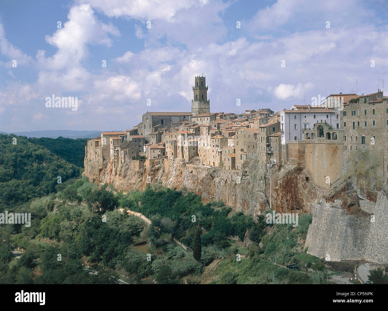 Tuscany - Maremma - Pitigliano (Gr). View of the village perched on a tufa rock Stock Photo